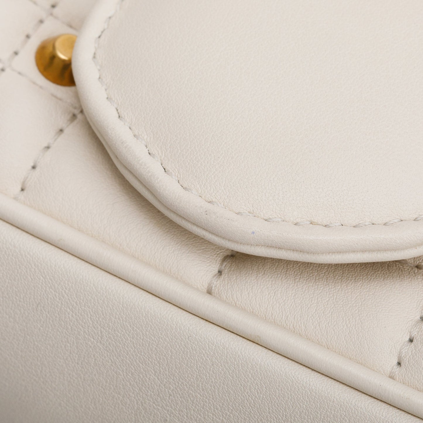 Gucci White GG Marmont Matelasse Medium Studded Shoulder Bag