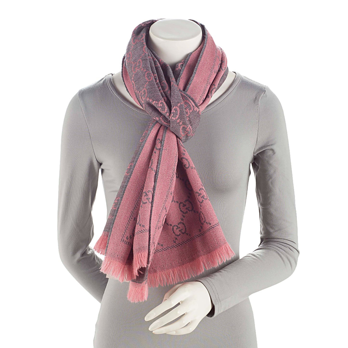 Gucci Wool GG Reversible Scarf (SHF-Ci0Heg)