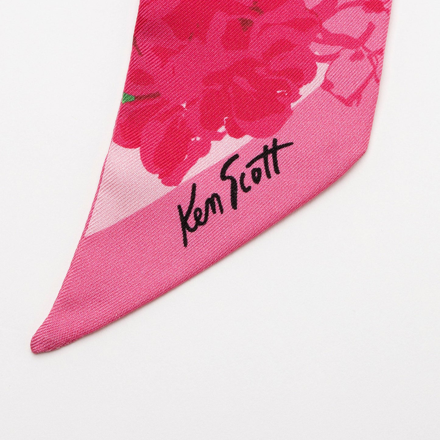 Gucci X Ken Scott Silk Floral Neck Bow Scarf (SHF-qFmd8g)