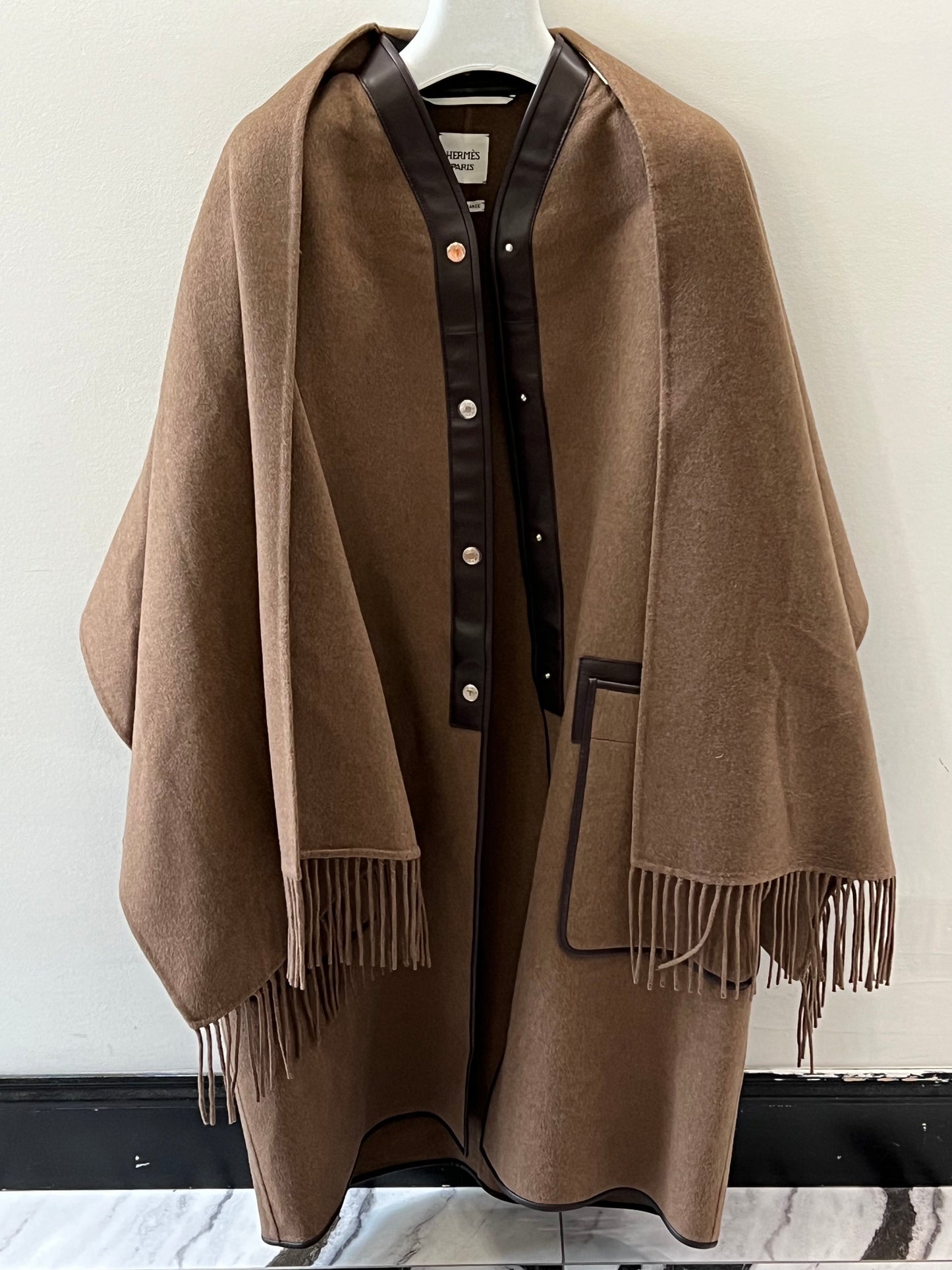 HERMÈS MANTEAU ESPRIT COUVERTURE COAT WITH REMOVABLE SHAWL