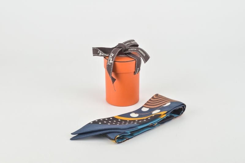 HERMÈS COBALT CLIC CLAC A POIS TWILLY SILK SCARF
