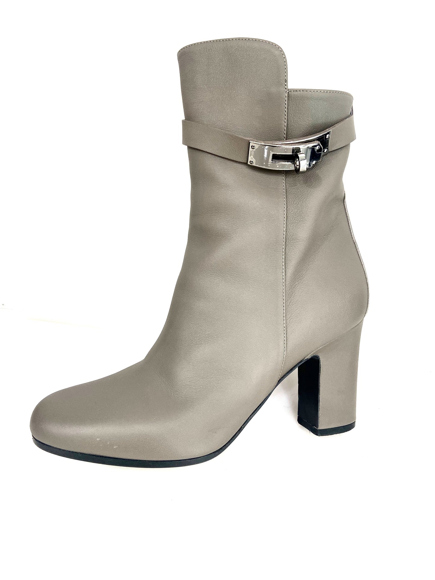 HERMÈS CALFSKIN LEATHER JOUEUSE ANKLE BOOTS