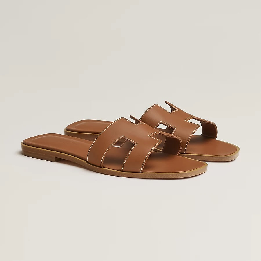 HERMÈS LEATHER ORAN SANDALS