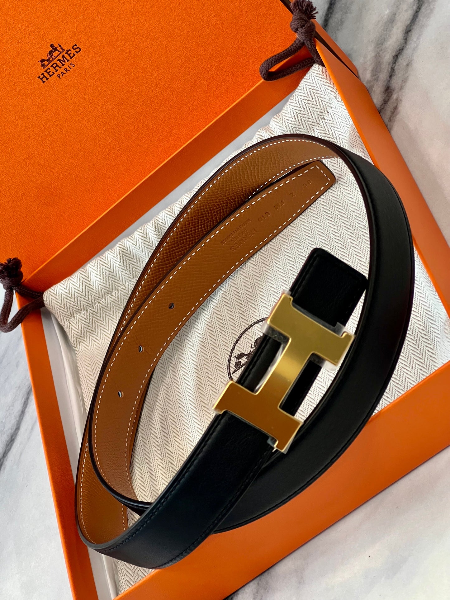 HERMÈS CONSTANCE H REVERSIBLE LEATHER BELT