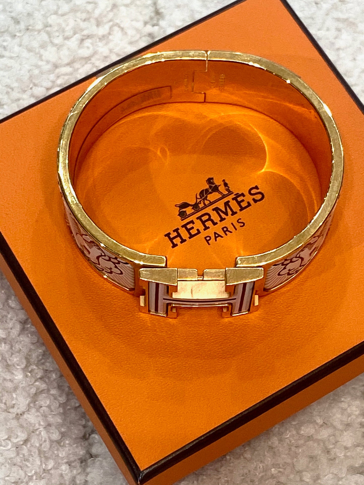 HERMÈS ENAMEL PEGASE POP WIDE CLIC CLAC H BRACELET