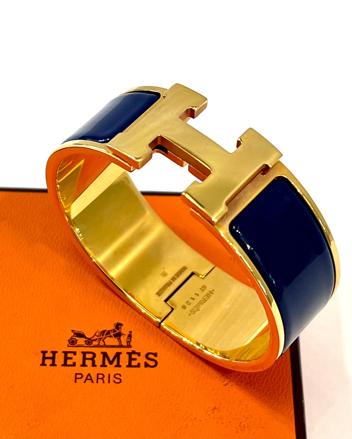 HERMÈS CLIC CLAC H WIDE BRACELET IN NAVY BLUE