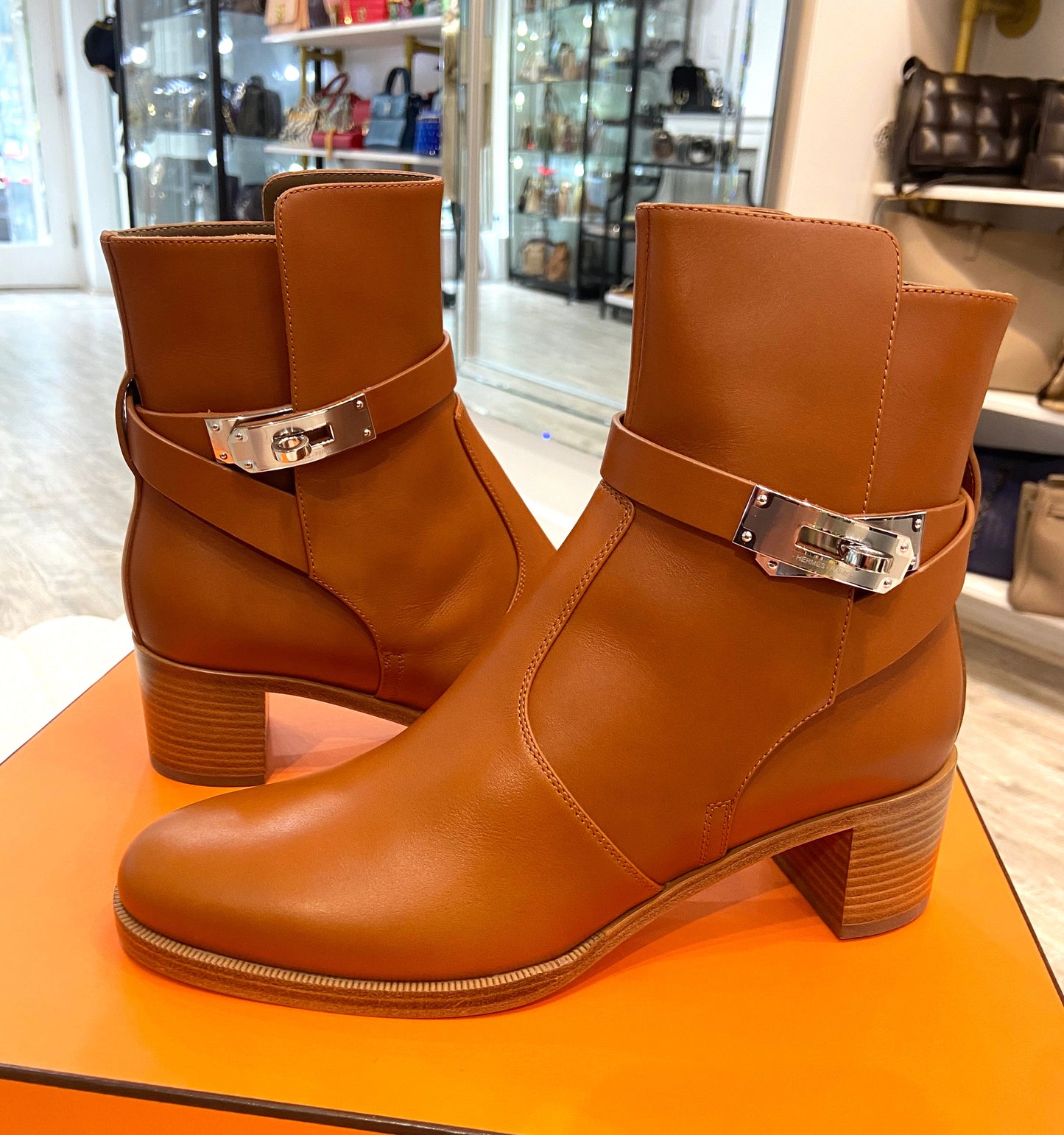 HERMÈS FRENCHIE 50 LEATHER ANKLE BOOTS
