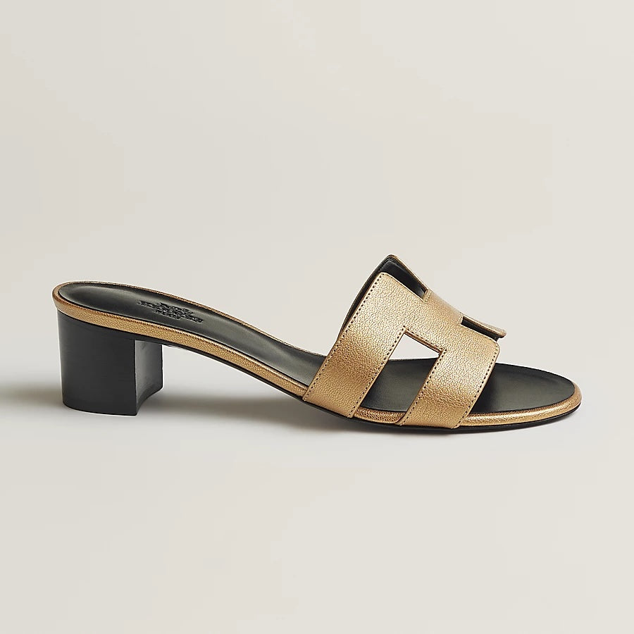 HERMÈS METALLIC GOATSKIN LEATHER OASIS SANDALS