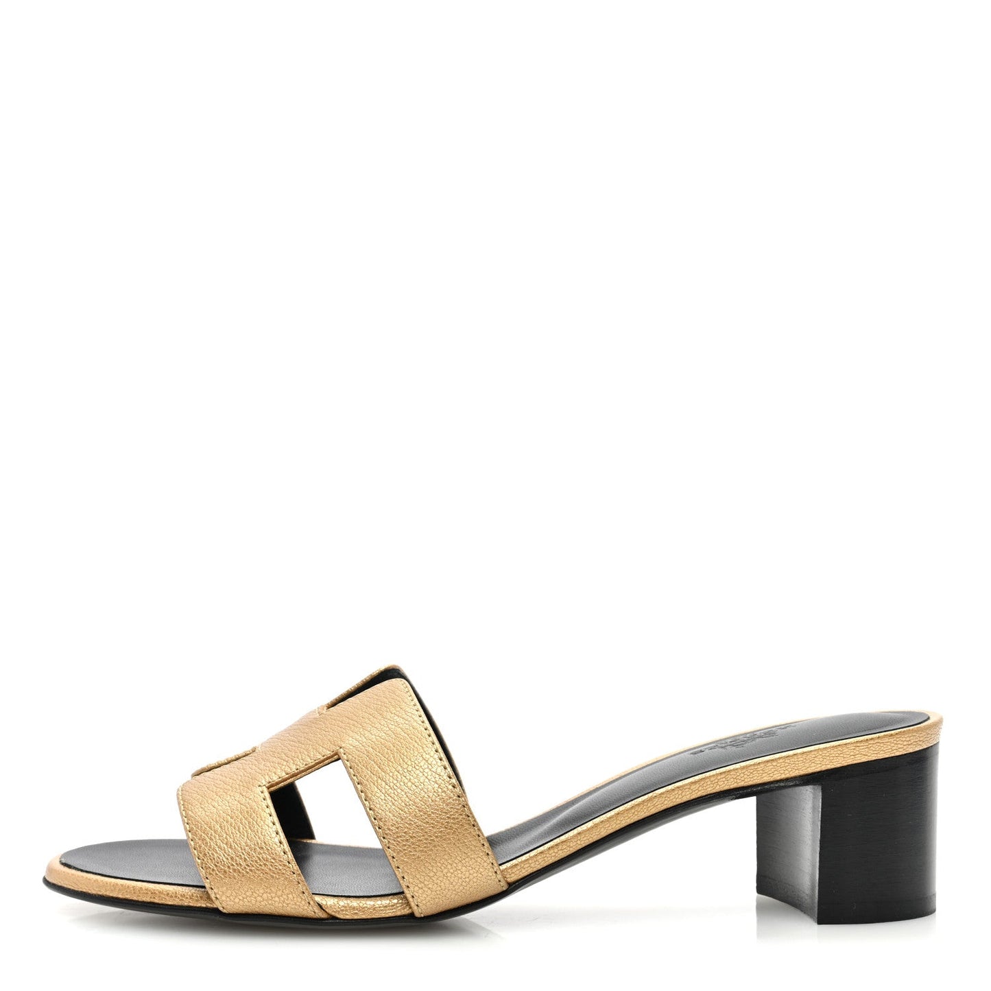 HERMÈS METALLIC GOATSKIN LEATHER OASIS SANDALS