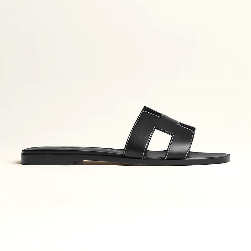 HERMÈS ORAN LEATHER SANDALS