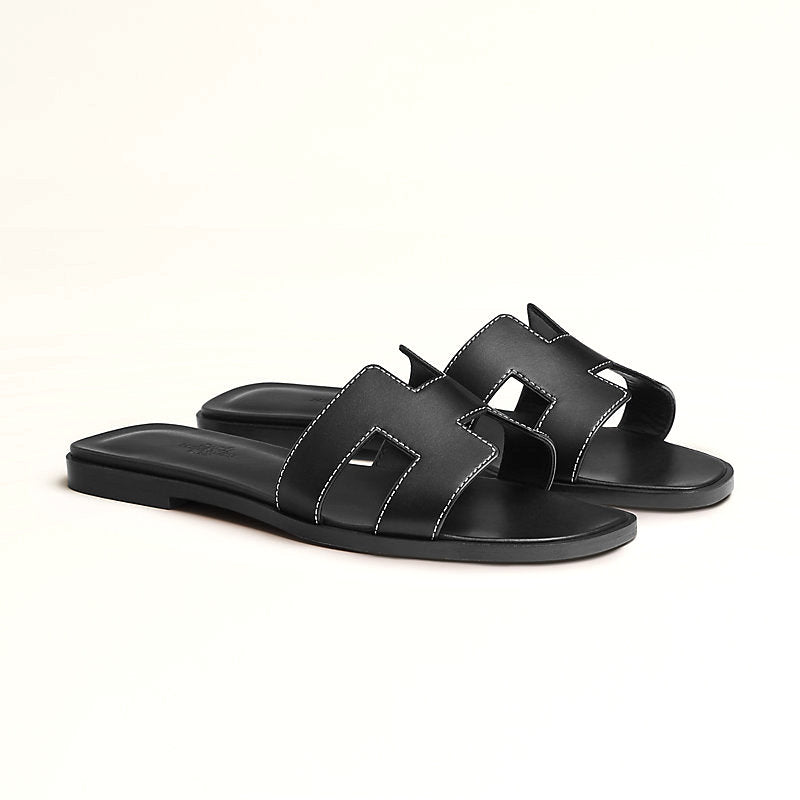 HERMÈS ORAN LEATHER SANDALS