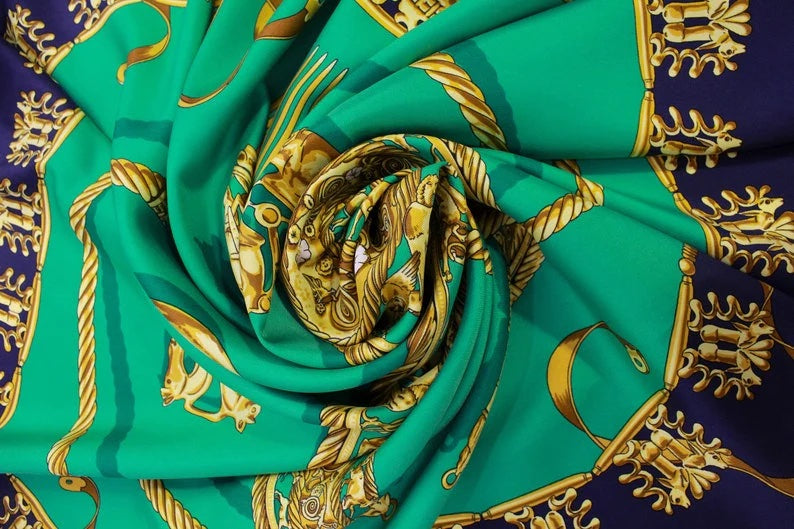 HERMÈS PARIS CARRE TITRE LES CAVALIERS D'OR SILK SCARF