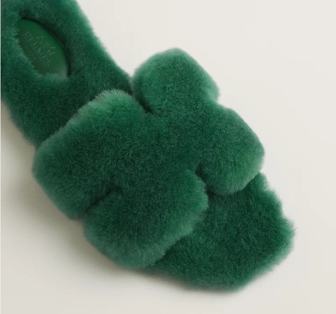 HERMÈS WOOLSKIN ORAN SANDALS