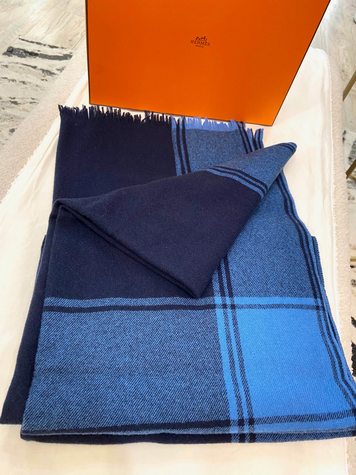 HERMÈS DREAM H CASHMERE SCARF