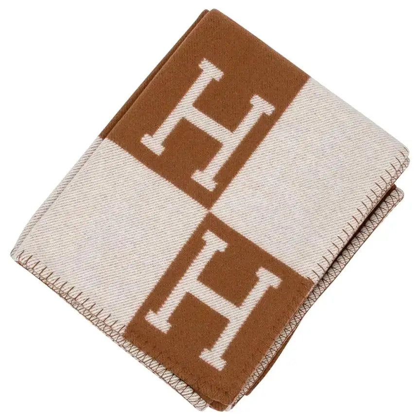HERMÈS CLASSIC AVALON BLANKET IN ECRU CAMEL