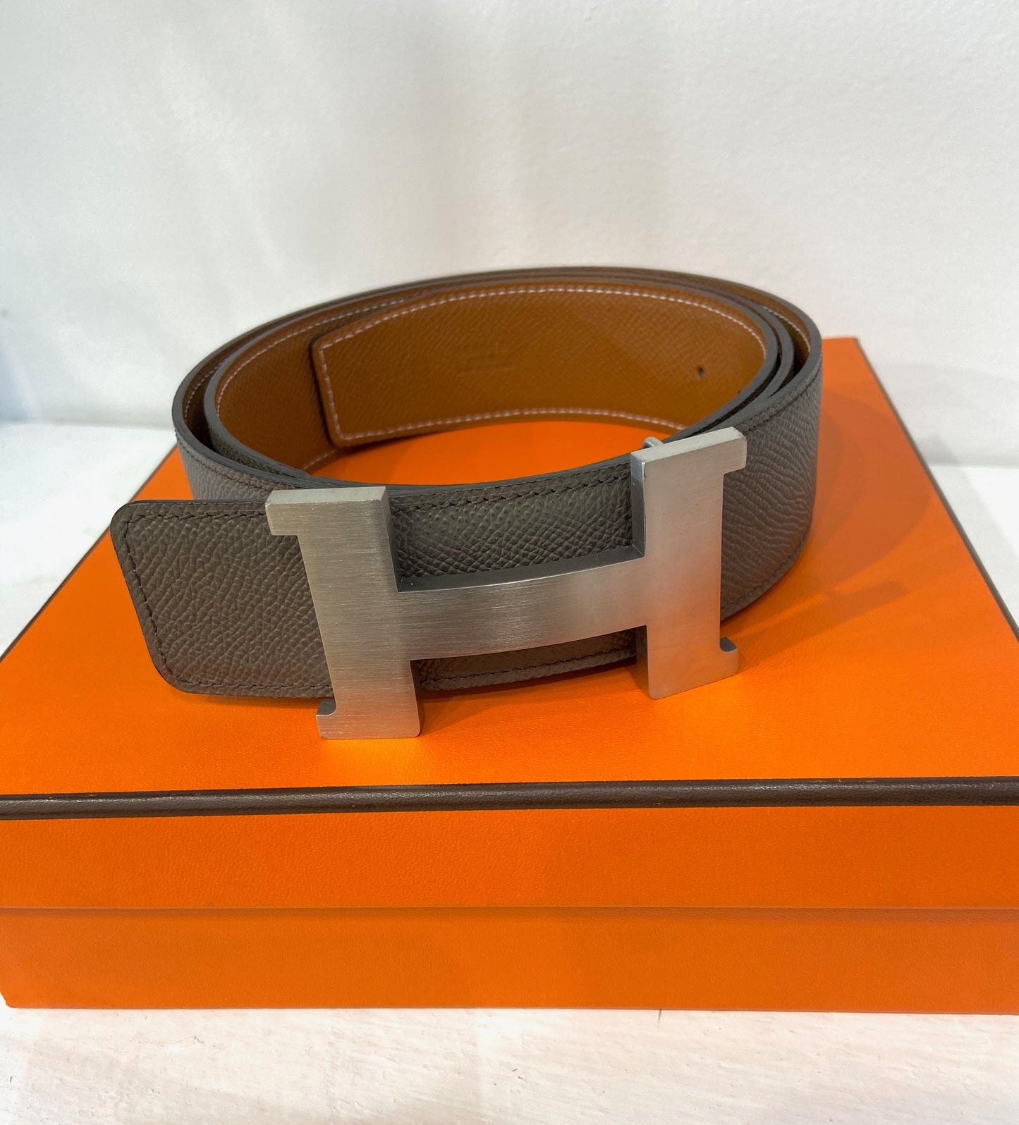 HERMÈS H CONSTANCE REVERSIBLE LEATHER BELT