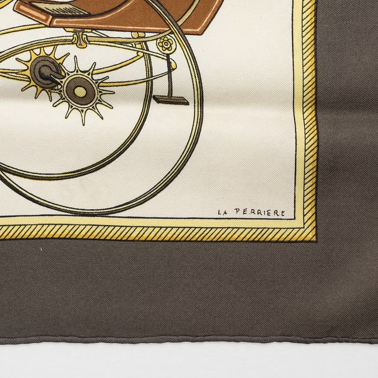 HERMÈS LES VOITURES À TRANSFORMATION SILK SCARF
