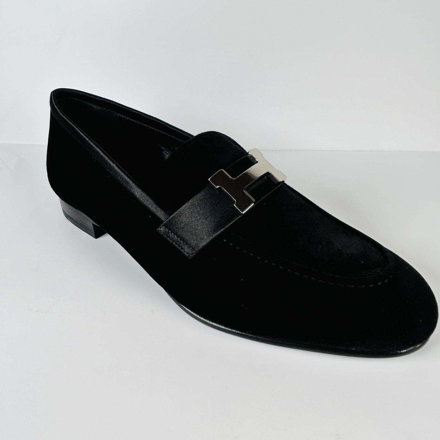 HERMÈS PARIS VELVET LOAFERS