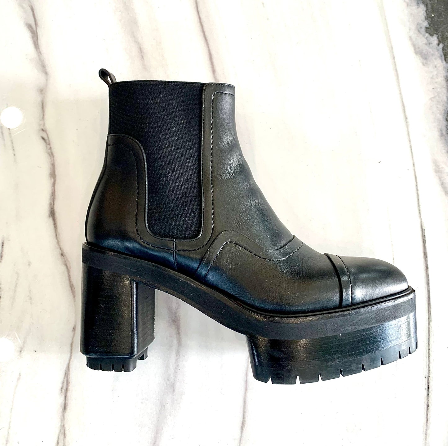 HERMÈS LEATHER PUNCHY BOTTINES