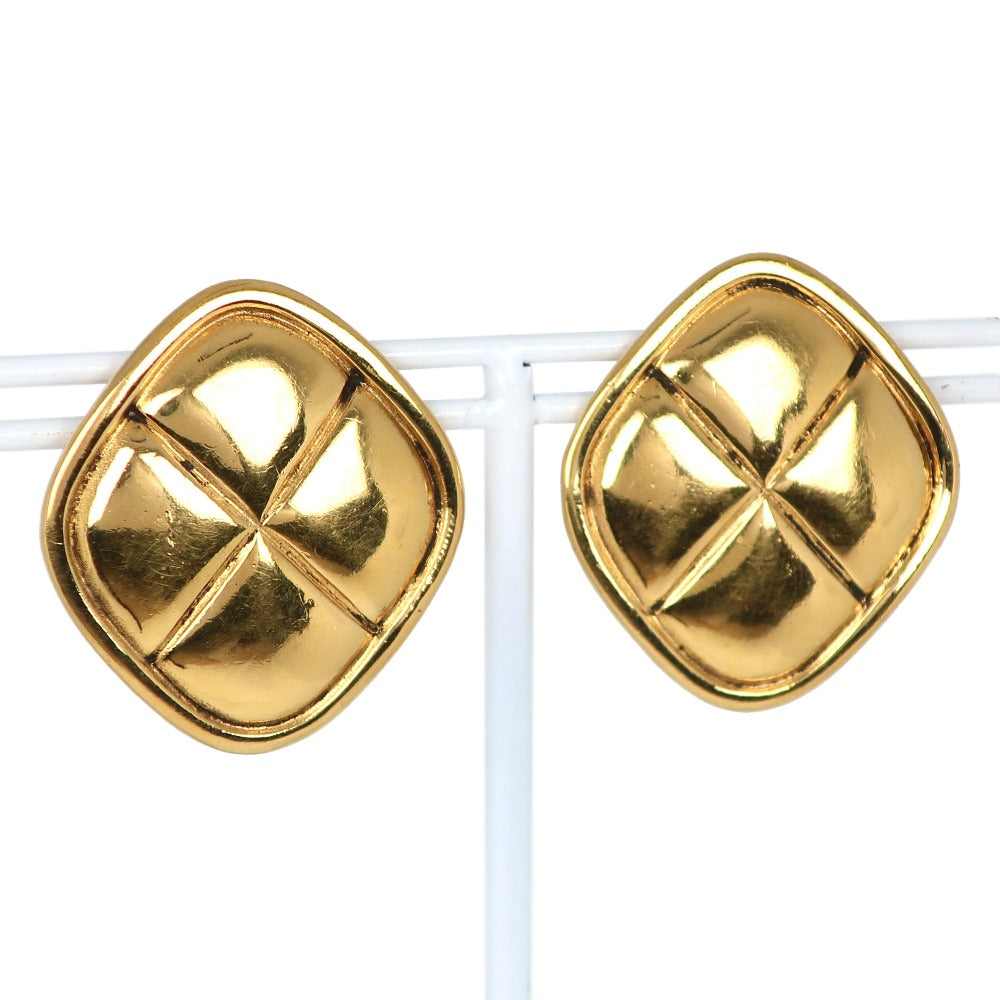 CHANEL Earring Plated Gold gold vintage Matrasse Rhombus Women