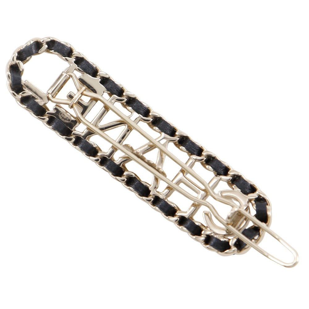 CHANEL Valletta Leather, Plated Gold black Chain Barrette CHANEL logo