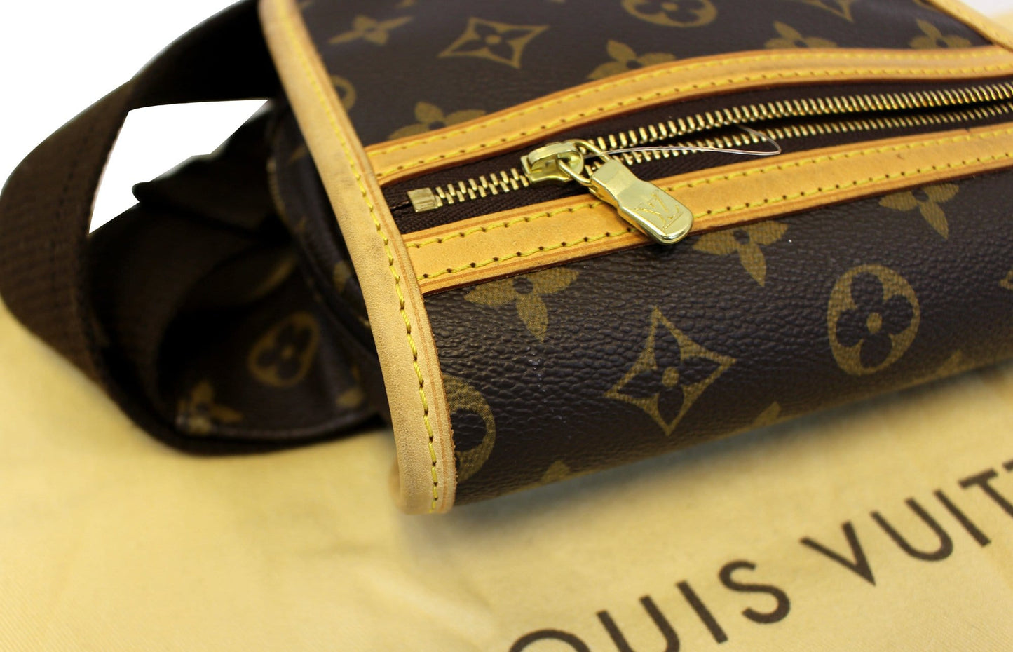 LOUIS VUITTON Monogram Canvas Bosphore Bum Body Bag