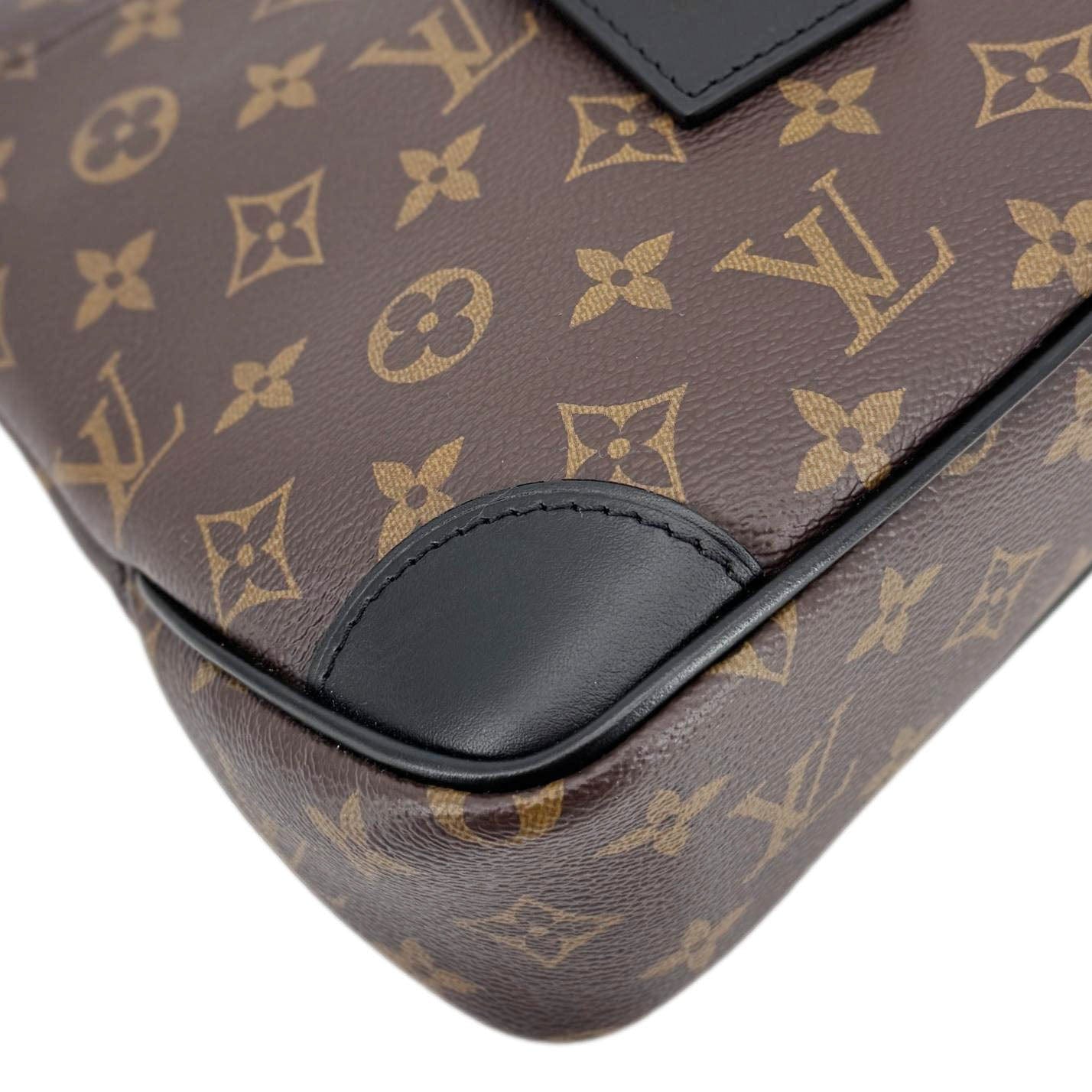 LOUIS VUITTON Odeon NM PM Monogram Canvas Shoulder Bag Brown