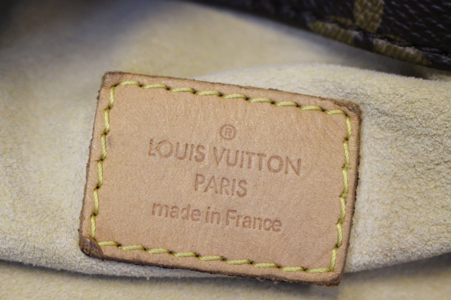 LOUIS VUITTON Monogram Canvas Artsy GM Tote Hobo Handbag