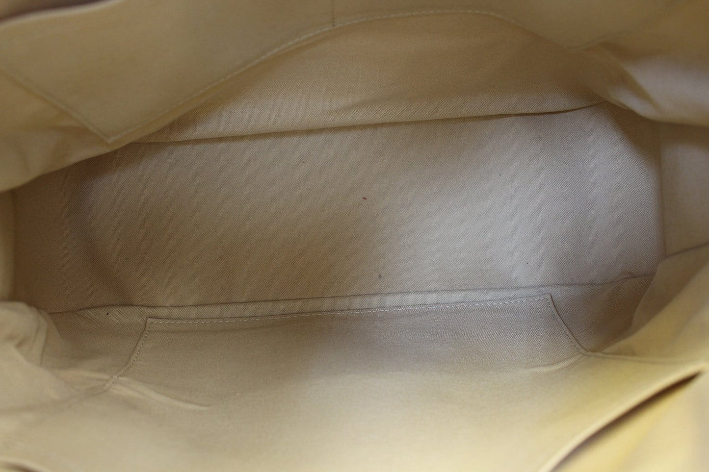LOUIS VUITTON Damier Azur Siracusa GM White Shoulder Bag