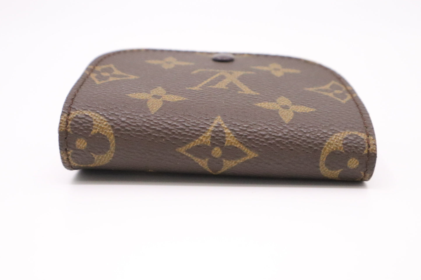 Louis Vuitton Porte Monnaie Gousset in Monogram Canvas