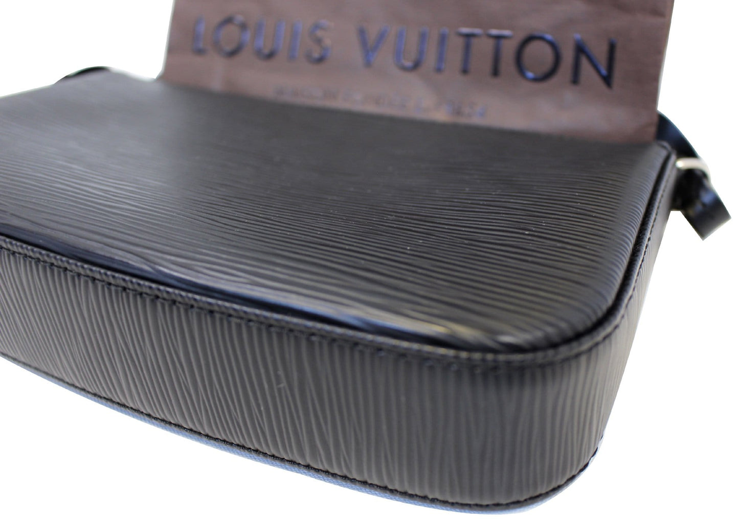 LOUIS VUITTON Epi Leather Pochette Accessories NM Noir Black
