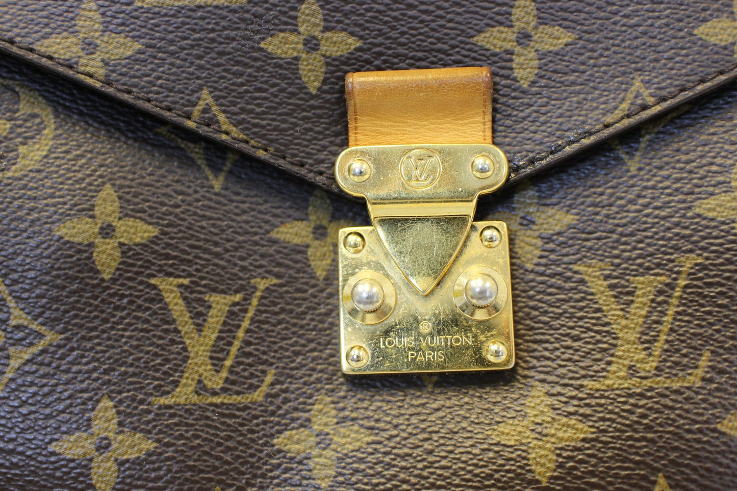 LOUIS VUITTON Metis Hobo Monogram Canvas Shoulder Bag