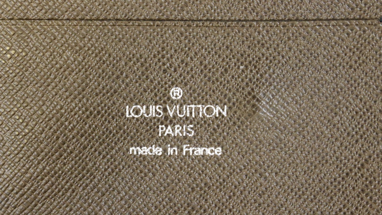 LOUIS VUITTON Atoll Organizer Taiga Wallet - Last Call