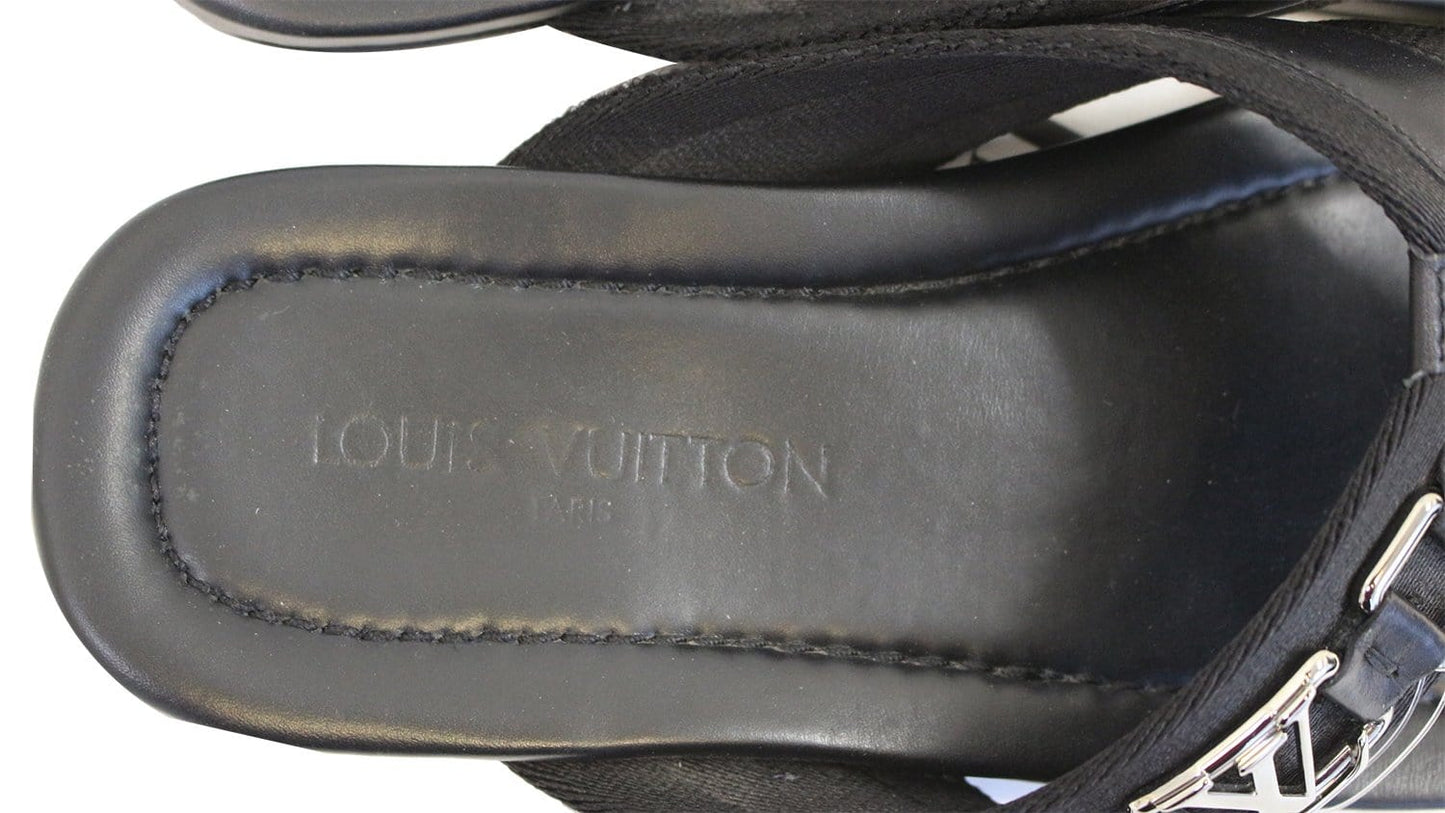 LOUIS VUITTON Black Men's Hamptons Thong Flip Flops Size 8