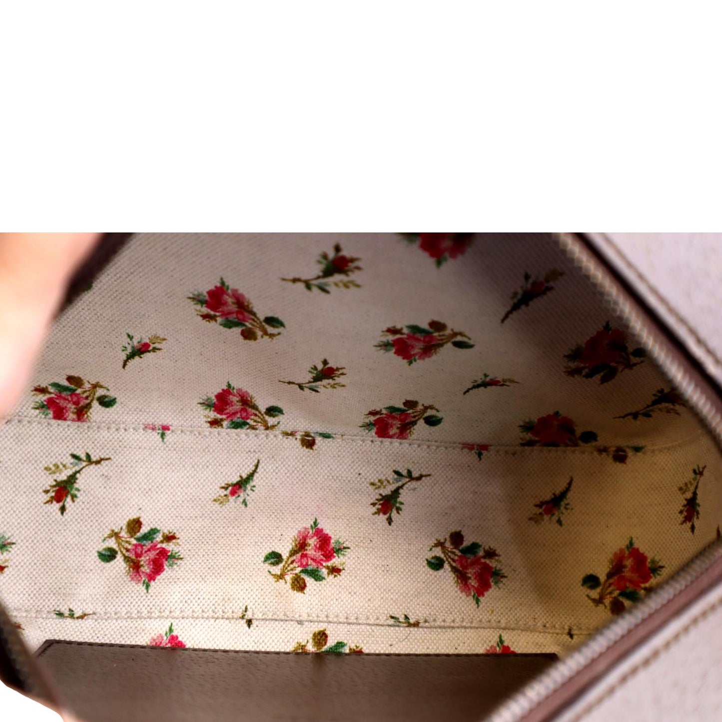 GUCCI Neo Vintage GG Supreme Canvas Messenger Bag Beige 476466