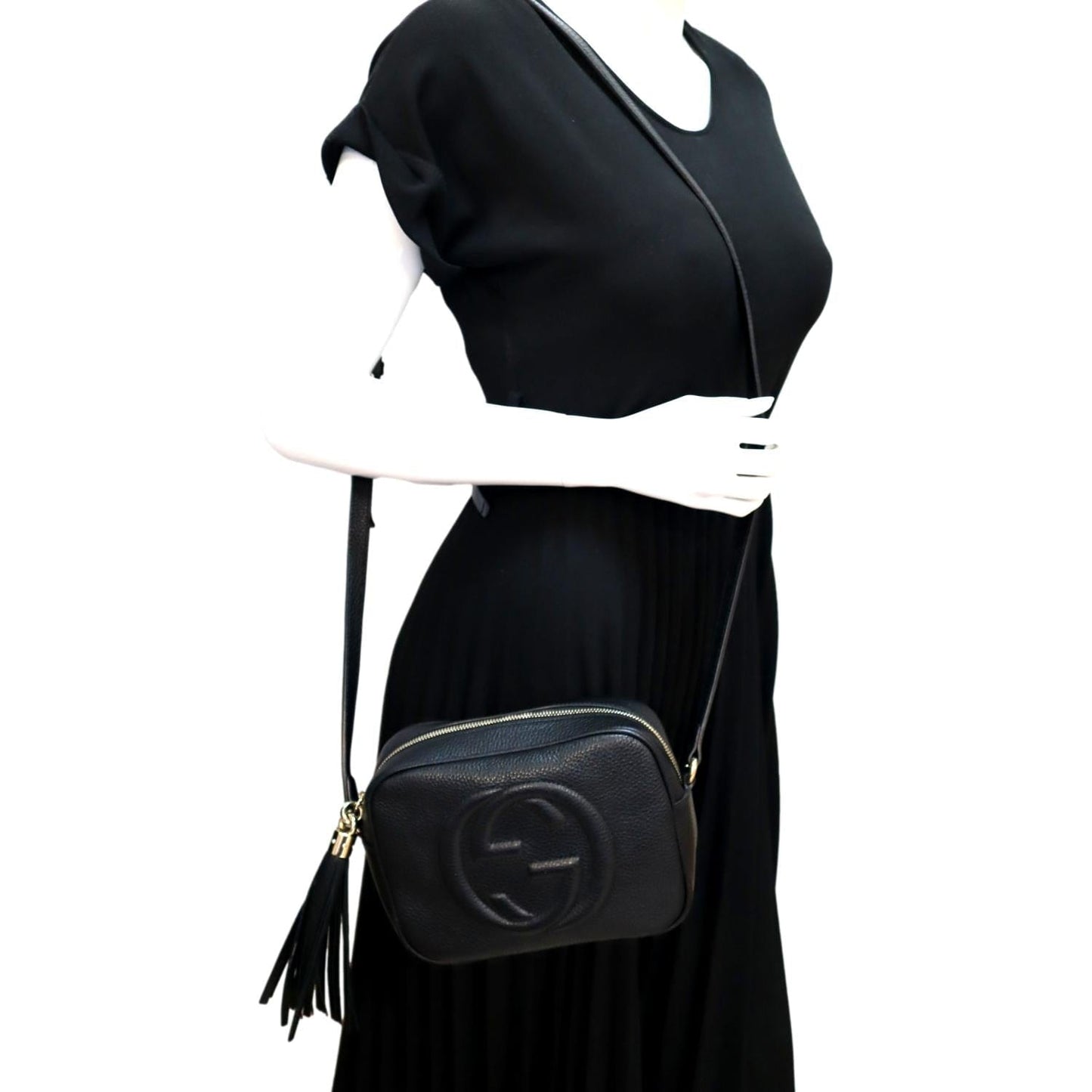 GUCCI Soho Disco Pebbled Leather Crossbody Bag Black 308364