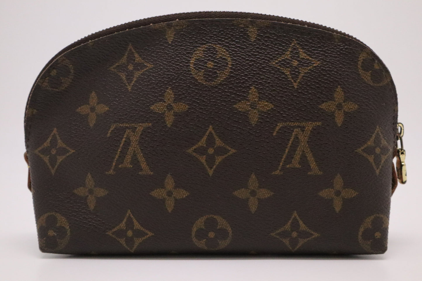 Louis Vuitton Pochette Cosmetics PM in Monogram Canvas