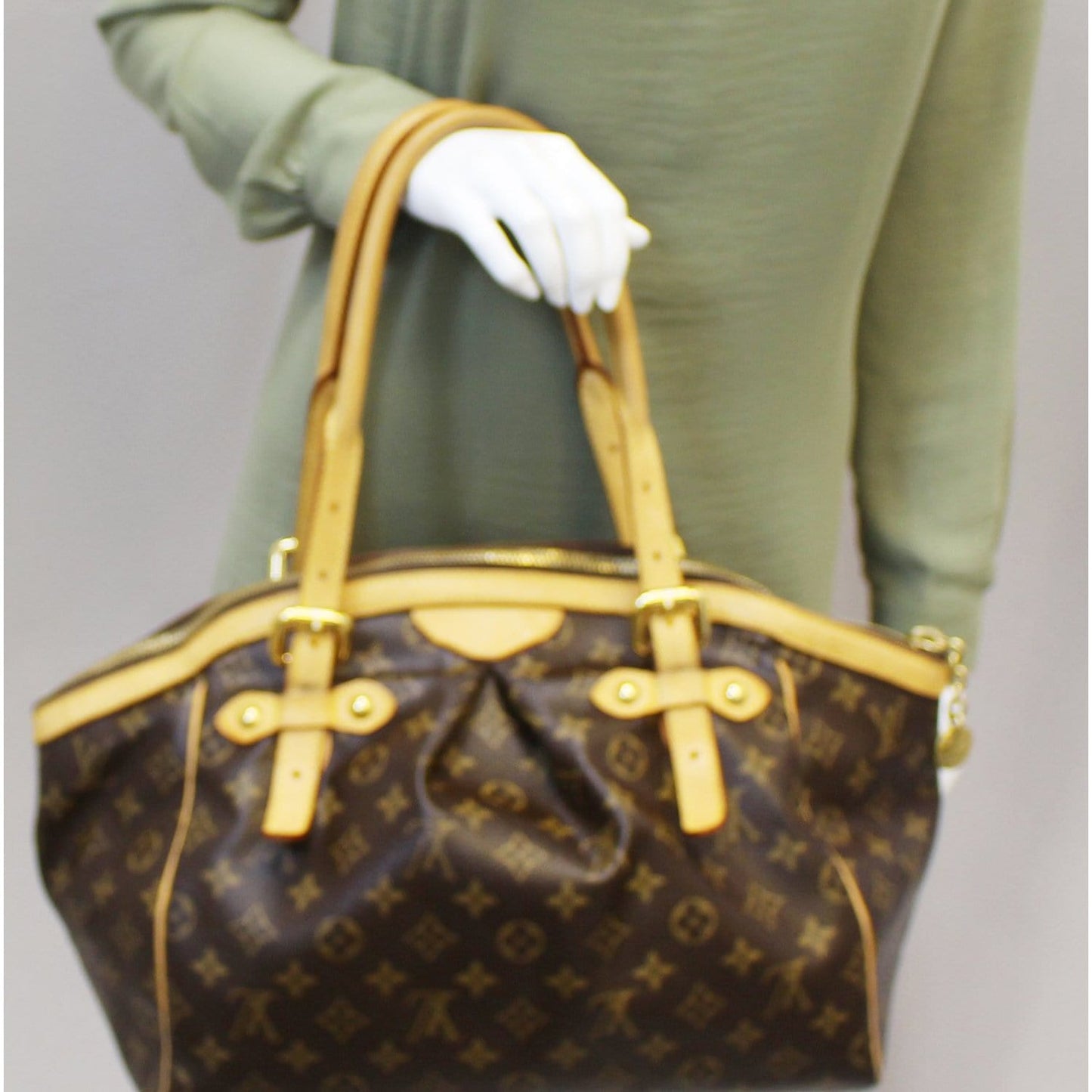 LOUIS VUITTON Monogram Canvas Tivoli GM Brown Shoulder Bag
