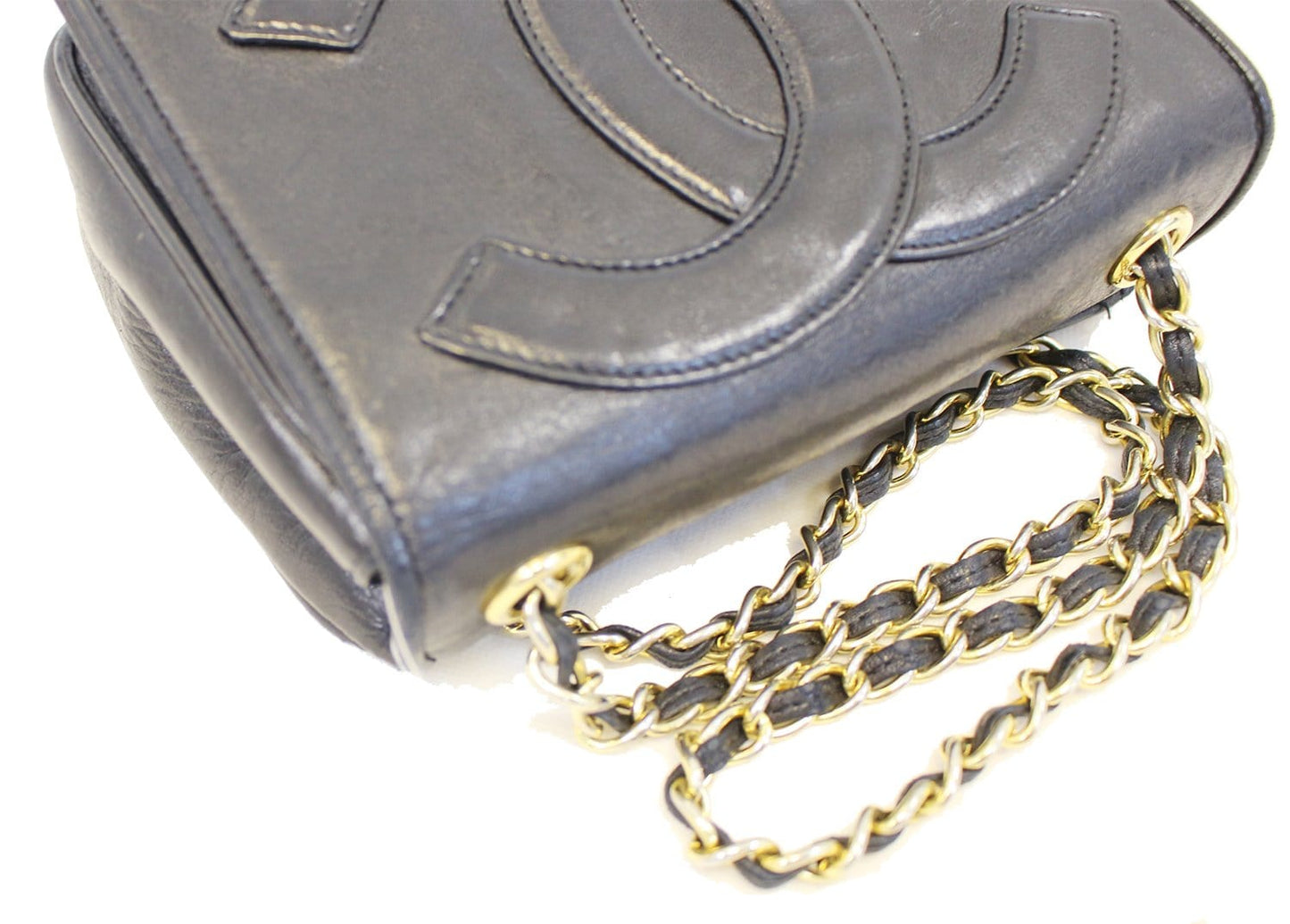 CHANEL Lamb Skin Black CC Logo Chain Shoulder Crossbody Bag