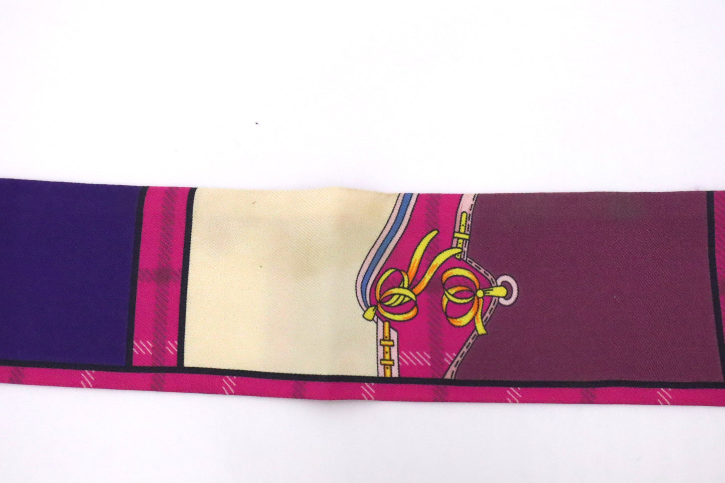 Hermes "Camails" Twilly in Fuchsia Silk
