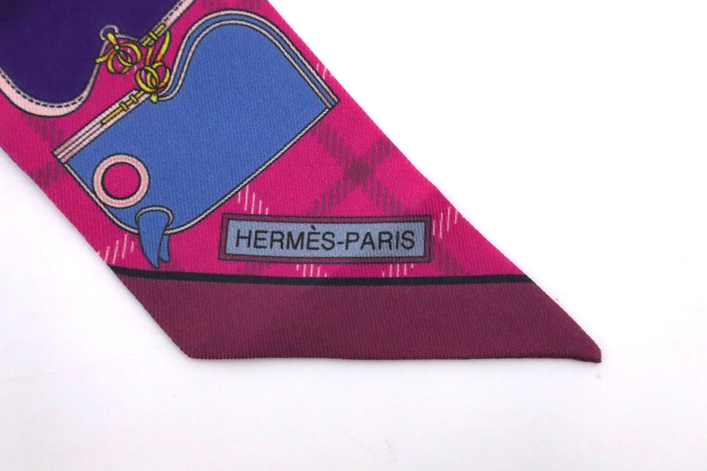 Hermes "Camails" Twilly in Fuchsia Silk