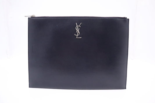 YSL Saint Laurent Clutch in Navy Blue Leather