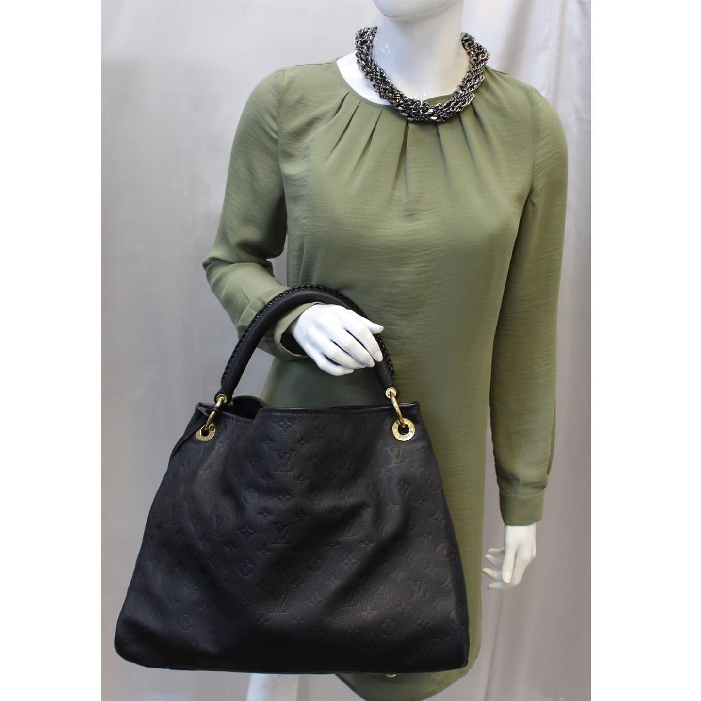 Louis Vuitton Artsy MM Empreinte Monogram Shoulder Bag Noir Black