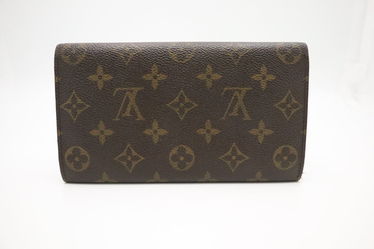 Louis Vuitton International Wallet in Monogram Canvas