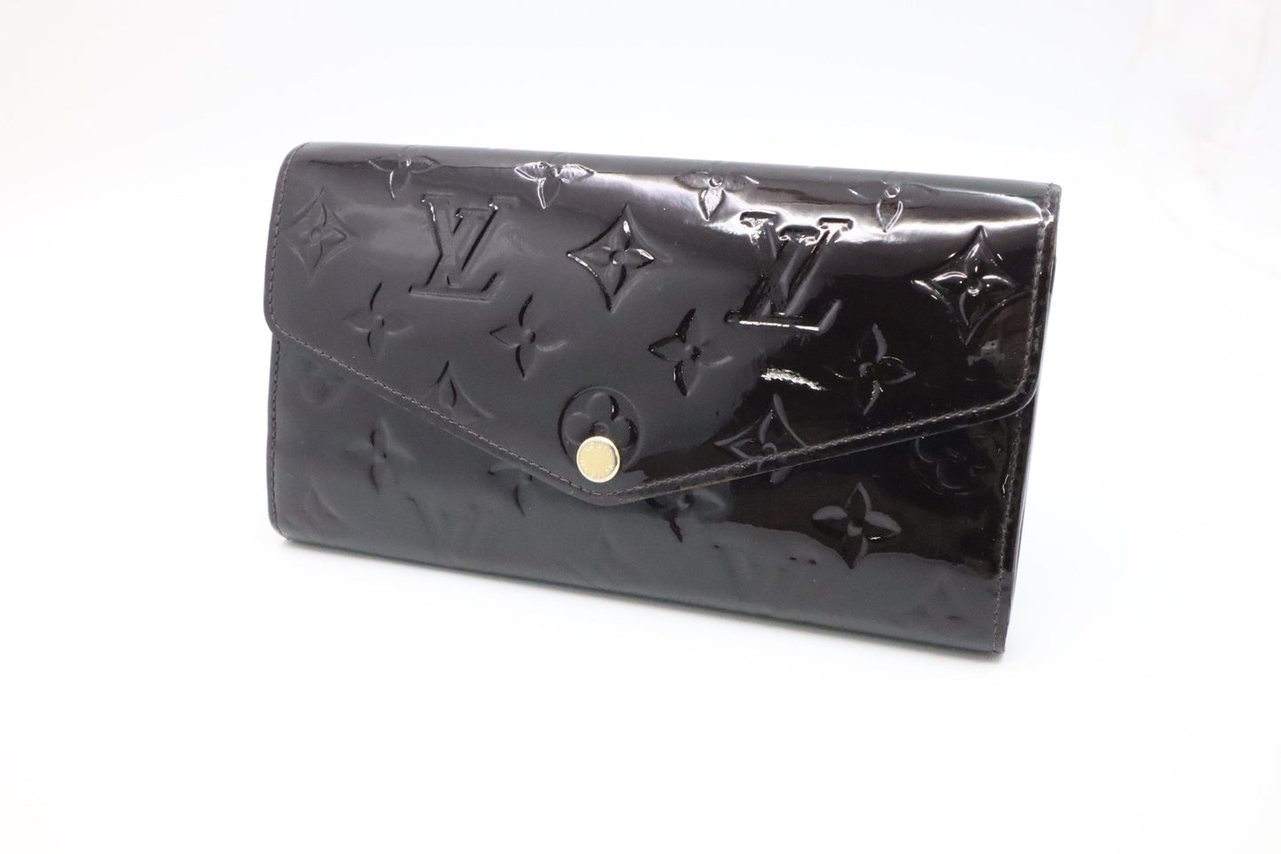 Louis Vuitton Sarah Wallet in Amarante Vernis Leather