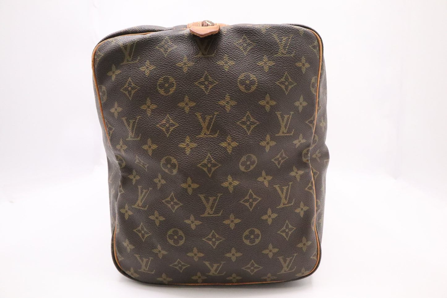 Louis Vuitton Sac Souple 55 in Monogram Canvas