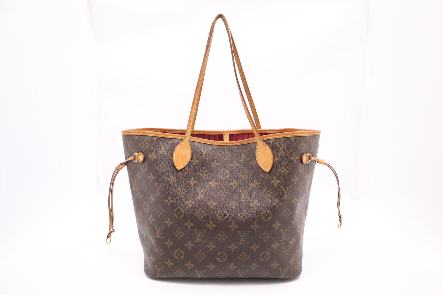 Louis Vuitton Neverfull MM in Monogram Canvas