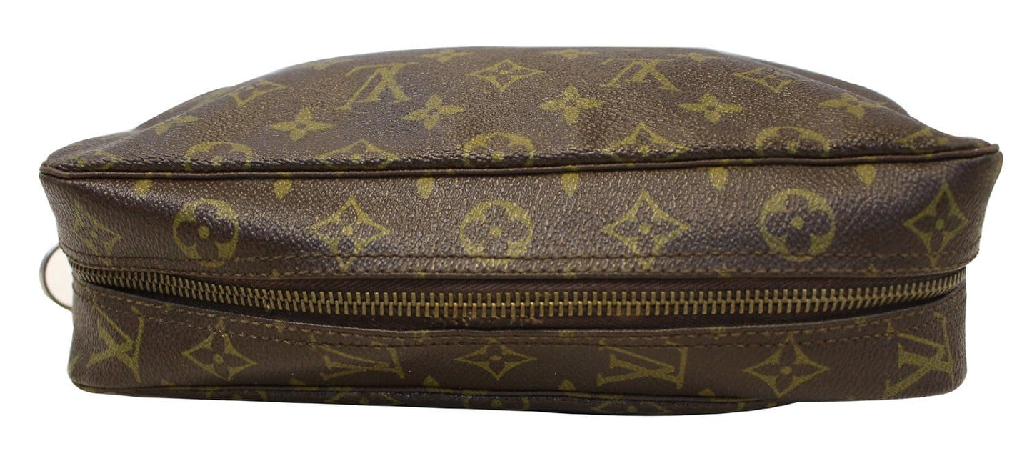 LOUIS VUITTON Monogram Canvas Trousse Toilette 28 Clutch