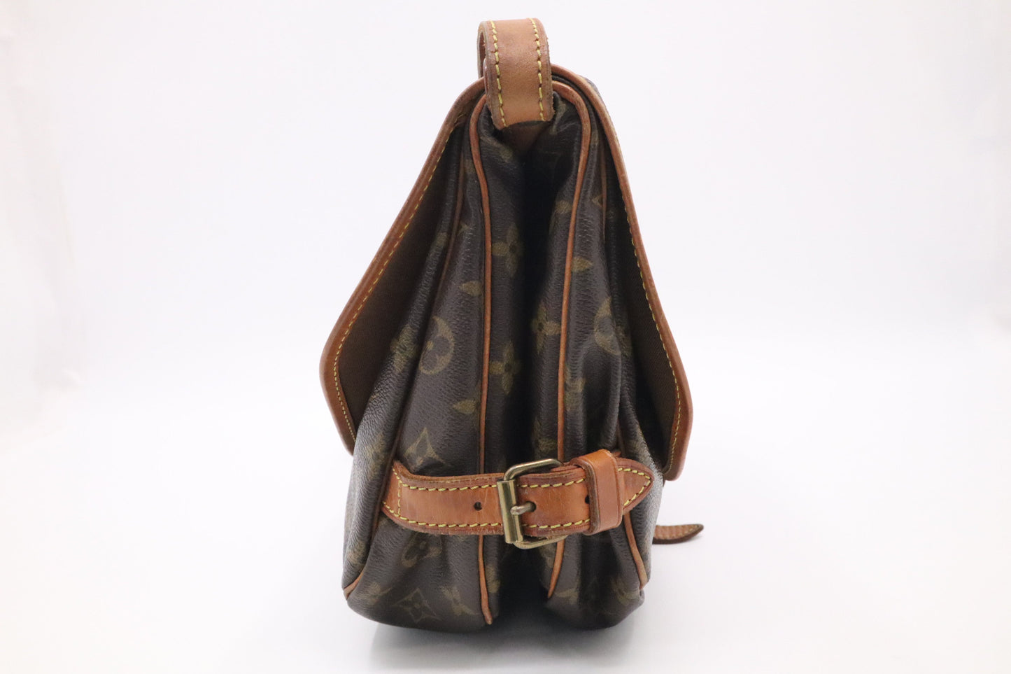 Louis Vuitton Saumur 30 in Monogram Canvas