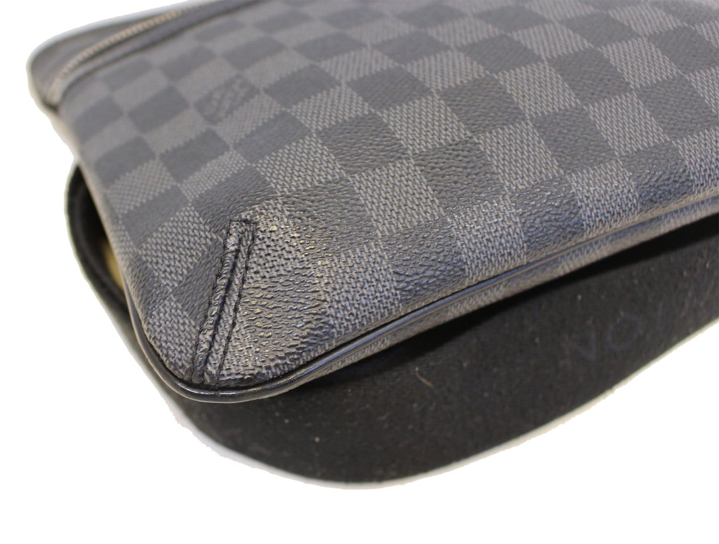 LOUIS VUITTON Damier Graphite Pochette Bosphore Crossbody Bag